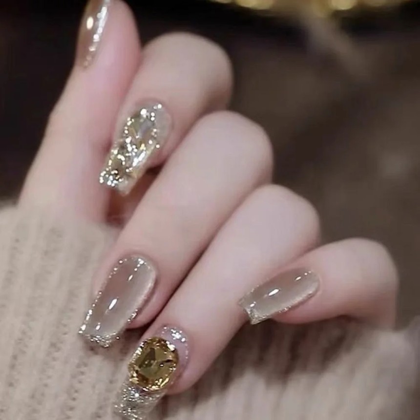 Champagne Cat Eye