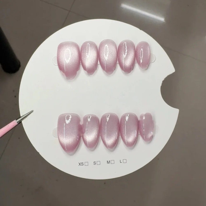Glass Cat Eye Set