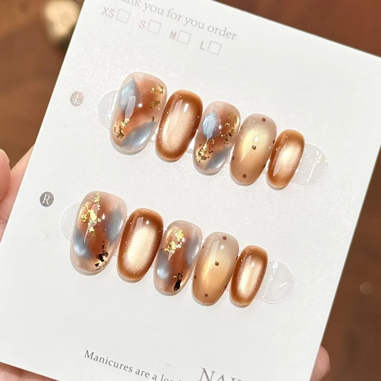 Maillard Cat Eye (DN-05) caramel / rust oval press-on nails, view 3