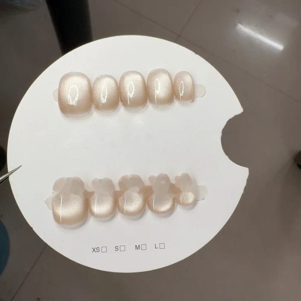 Glass Cat Eye Volume (DN-10) milk tea almond press-on nails, view 2