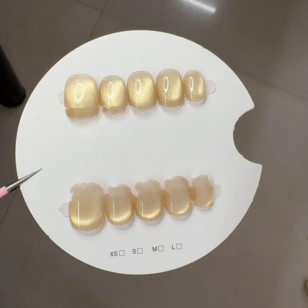 Glass Cat Eye Volume (DN-10) milk tea almond press-on nails, view 3