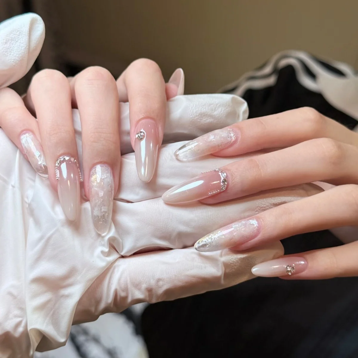 Chrome Acetate Glam press-on nail set