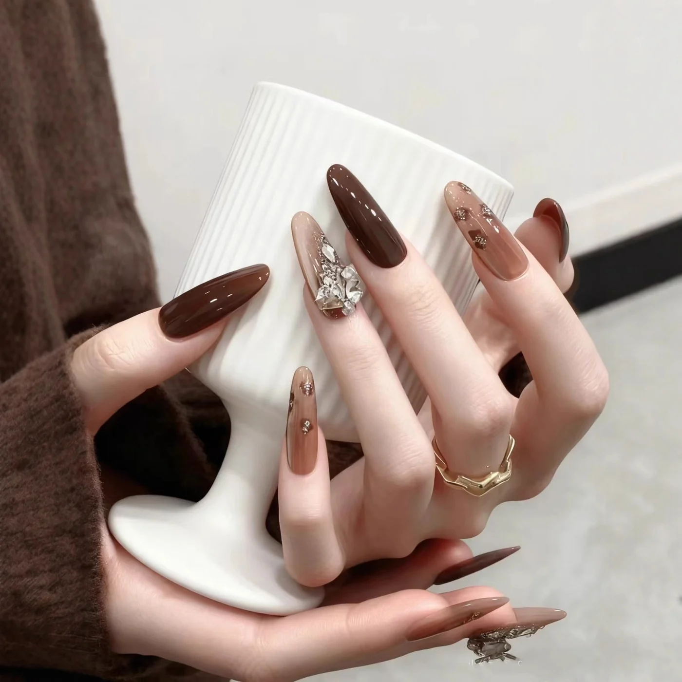 Rhinestone Brown Cat Eye press-on nail set