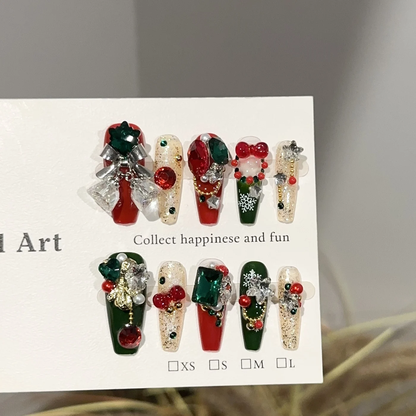 Christmas Bell (DN-15) red / green almond press-on nails, view 2