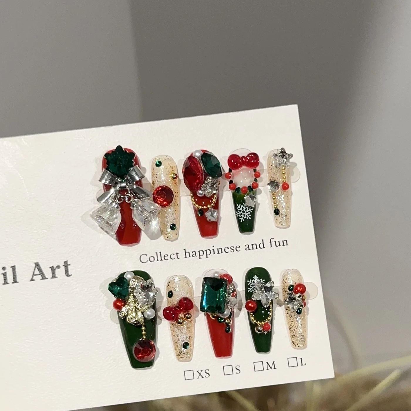 Christmas Bell (DN-15) red / green almond press-on nails, view 3