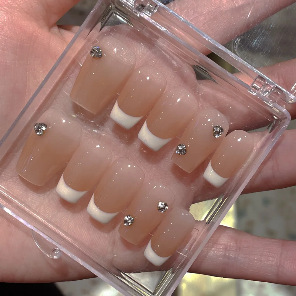Mocha French press-on nail set