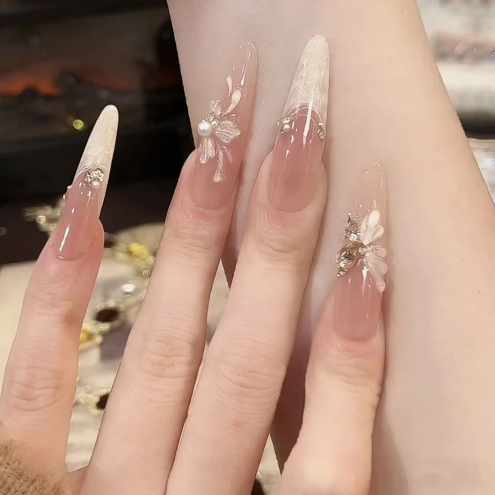 Long Zircon Cat Eye press-on nail set